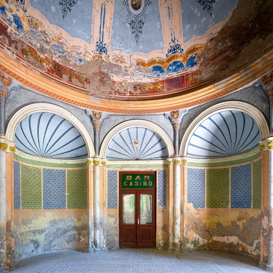 Quadro Casino Entrance By Roman Robroek