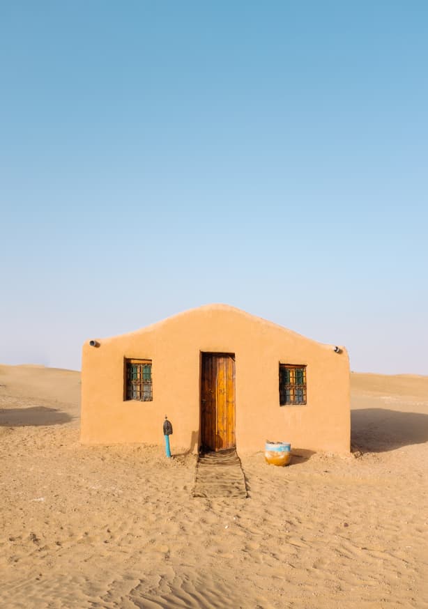 Quadro Desert Hut