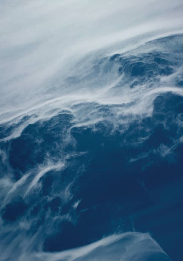 Quadro Floating in Space - Classic Blue - Obrah | Quadros e Posters para Transformar a Parede