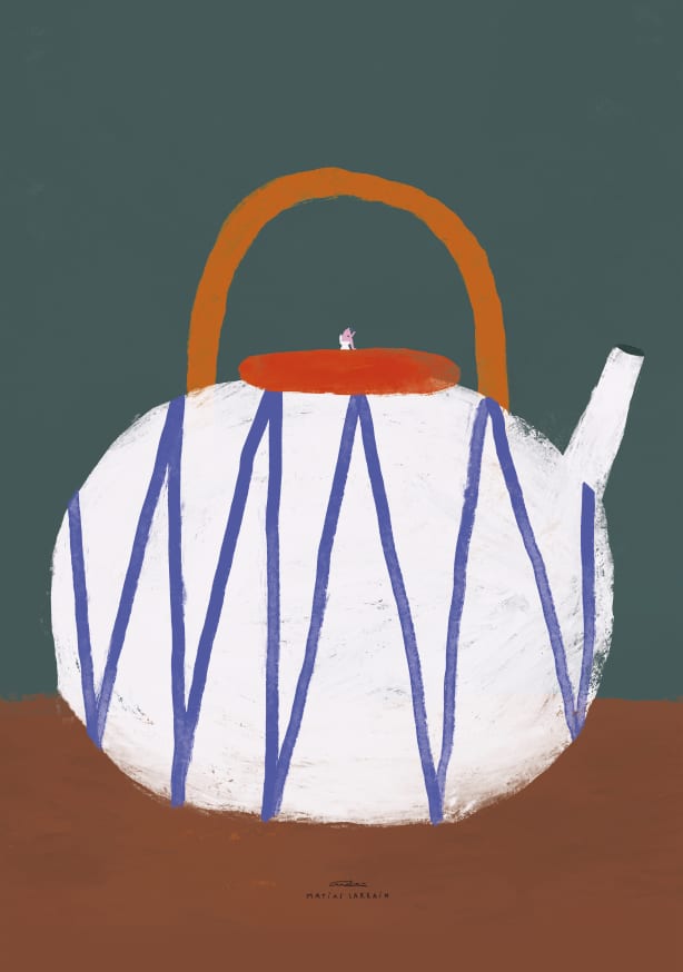 Quadro Modern Teapot