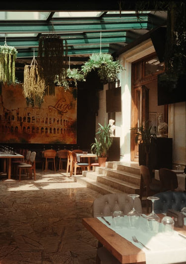 Quadro Analog Series the Small Cafe