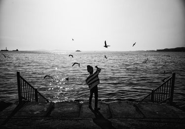 Quadro Meeting by the Sea by Bong Goo Kang