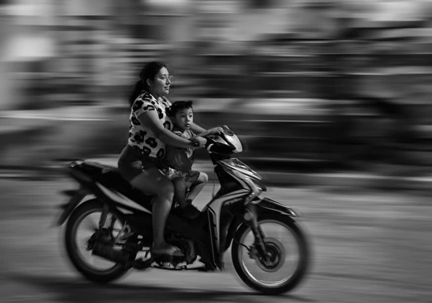 Quadro Mother Child Scooter Ride