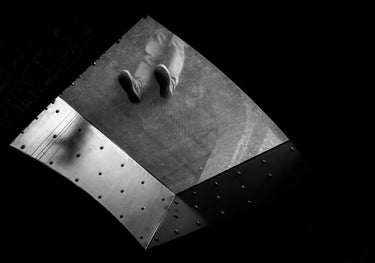 Quadro Levitation by Marius Surleac