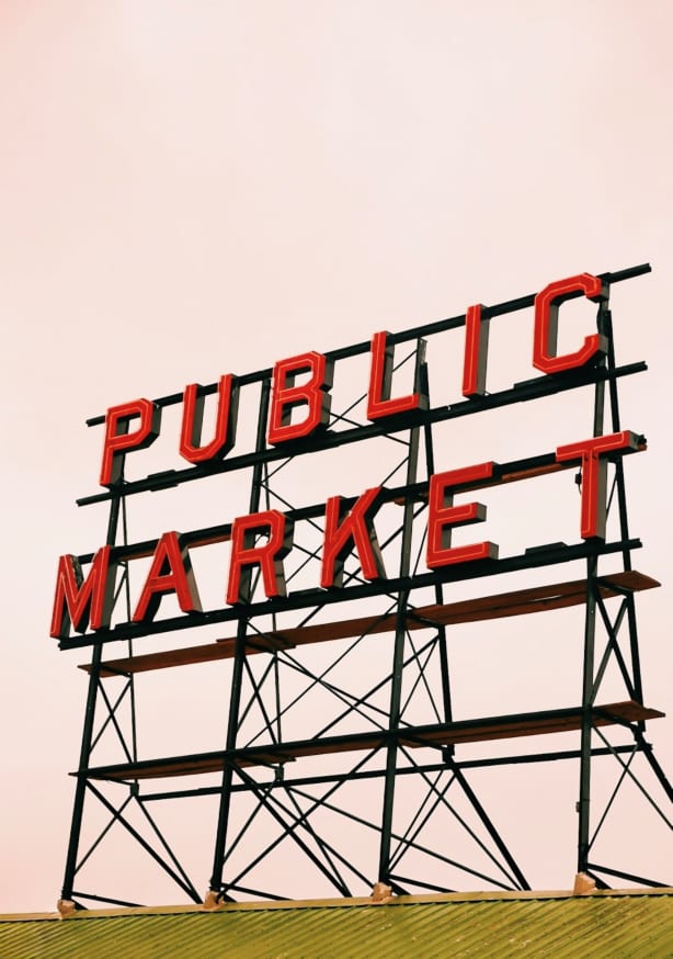 Quadro Public Market Sign by Del Mundo Portraits