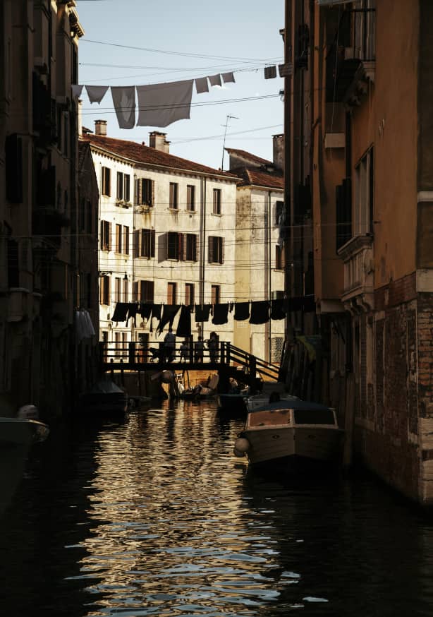 Quadro Venetian Laundry Lines