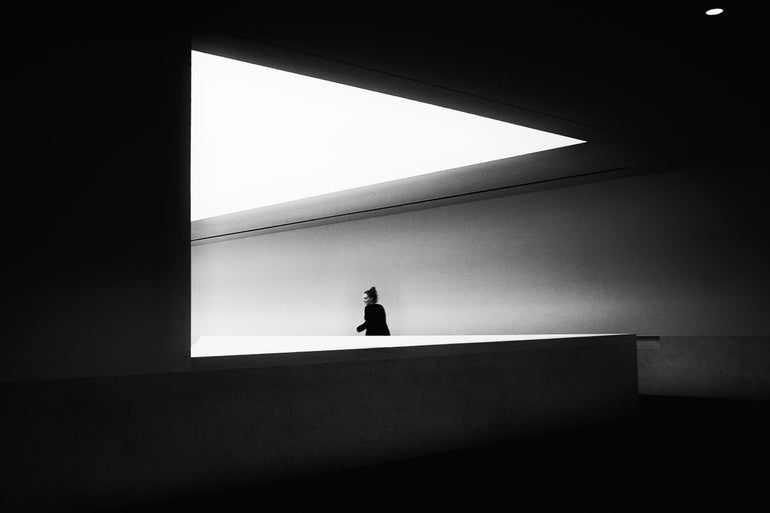 Quadro Solitary Figure in Modern Space