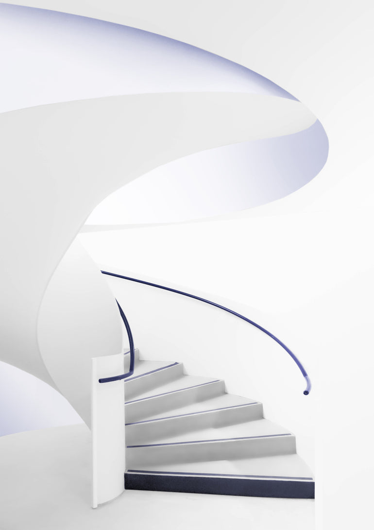 Quadro Curve Upwards
