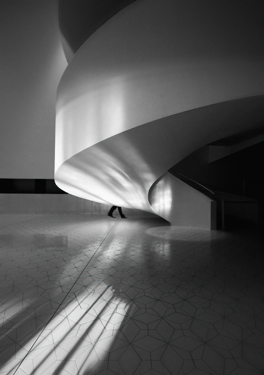 Quadro Architectural Spiral Shadows
