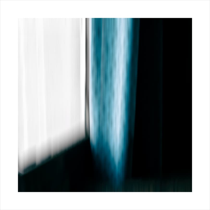Quadro Blue window by Jacques Masy - Obrah | Quadros e Posters para Transformar a Parede