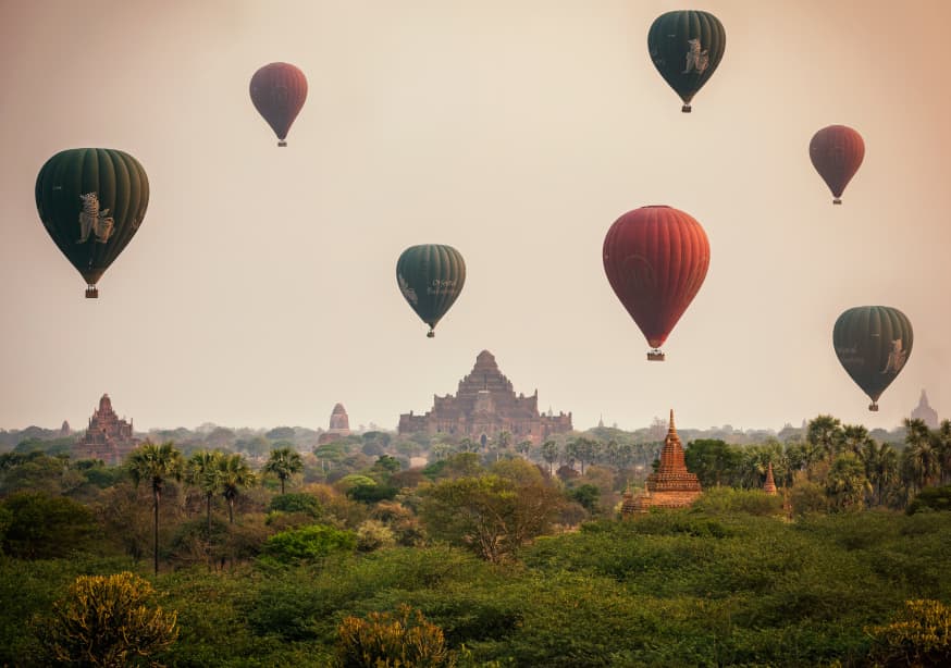 Quadro Balloons Over Bagan By Milton Louiz