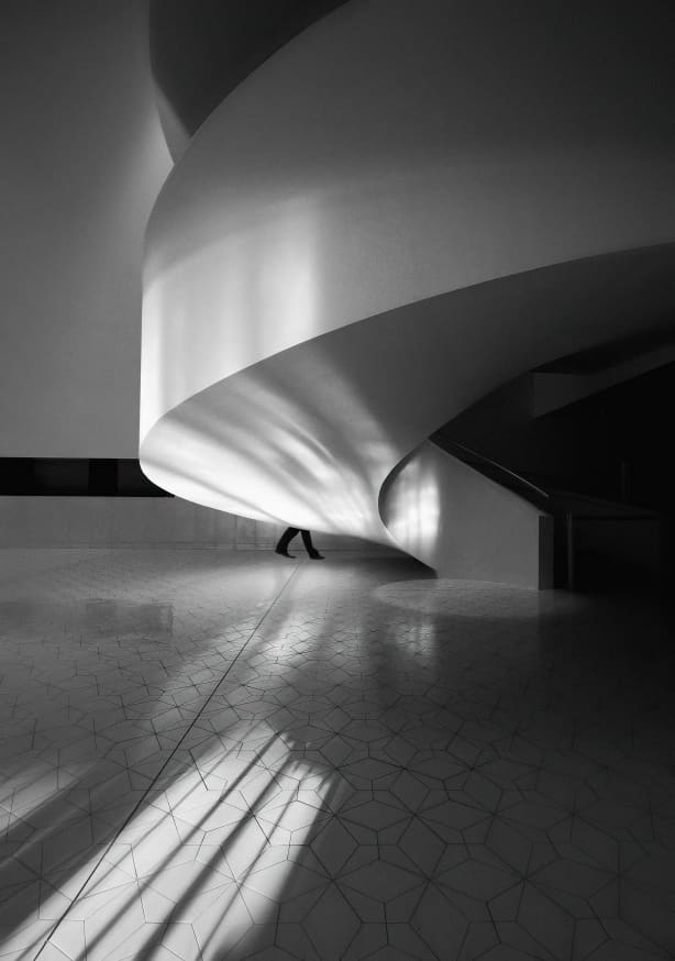 Quadro Architectural Spiral Shadows