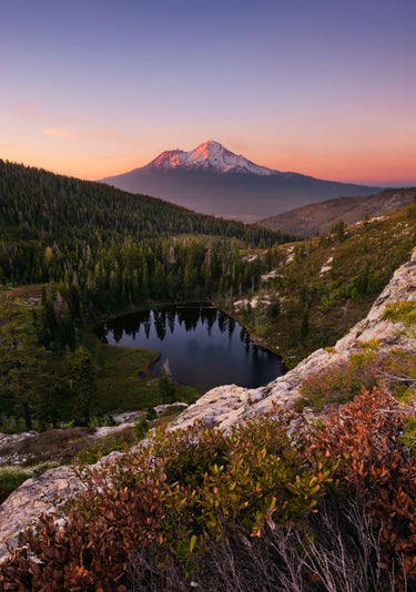 Quadro Heart Lake Vertical By Stefan Hefele