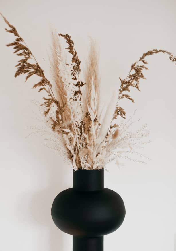Quadro Black Vase