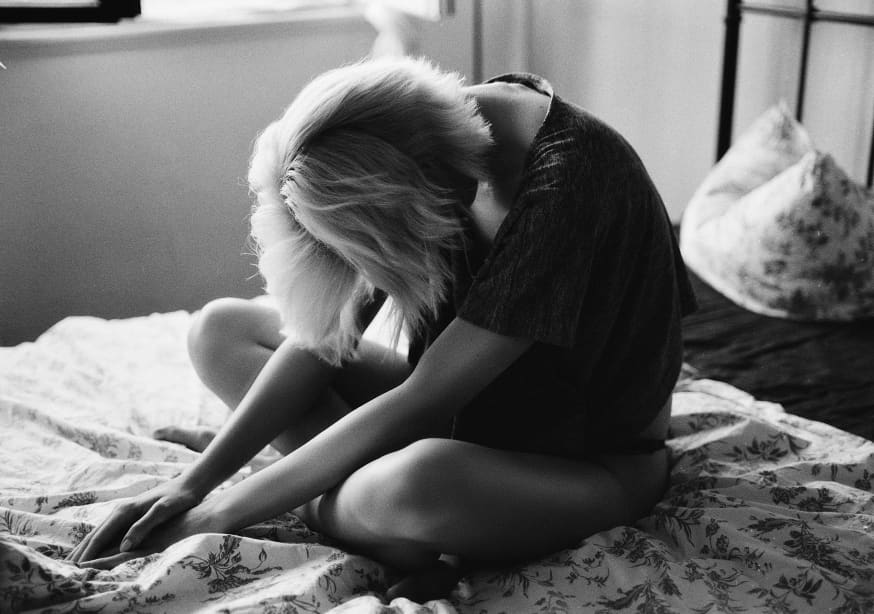 Quadro Girl in Bed