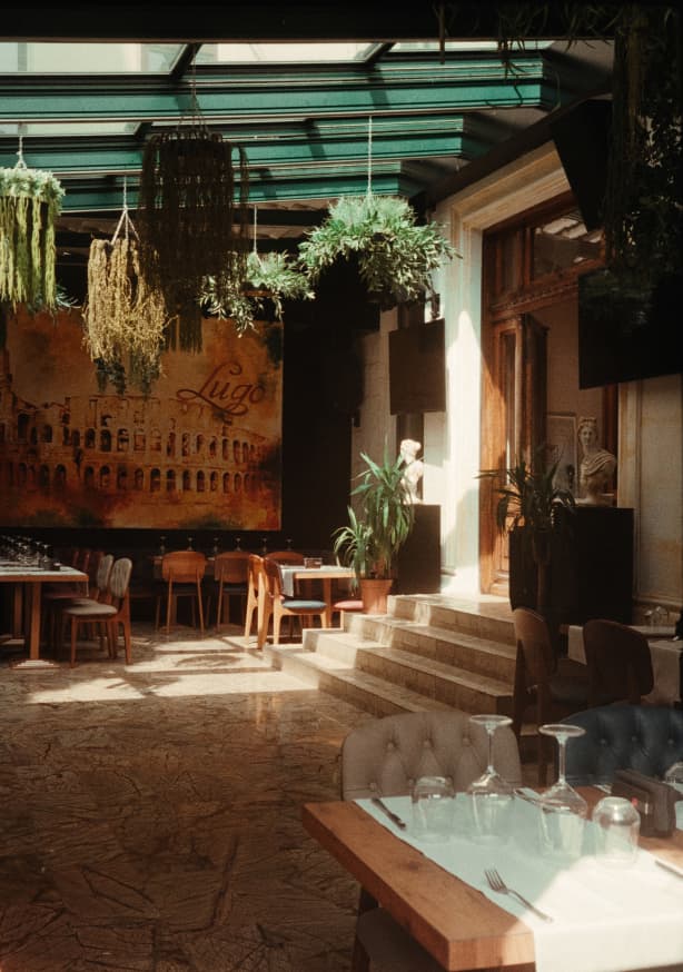 Quadro Analog Series the Small Cafe
