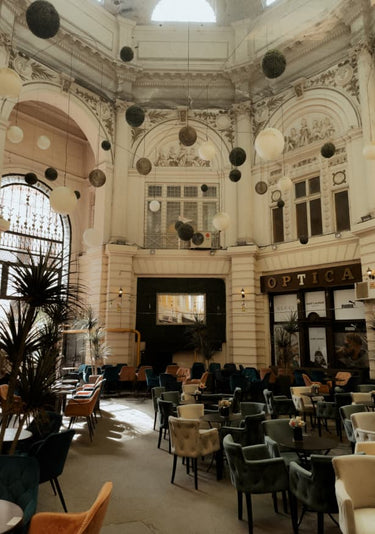 Quadro Cafe in Vintage Building