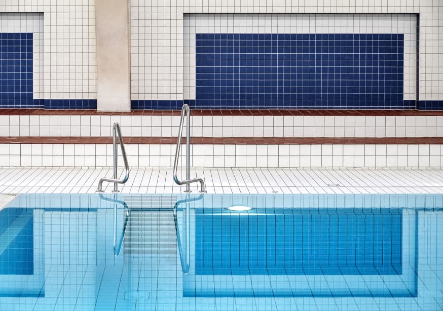 Quadro Swimming by Renate Reichert - Obrah | Quadros e Posters para Transformar a Parede