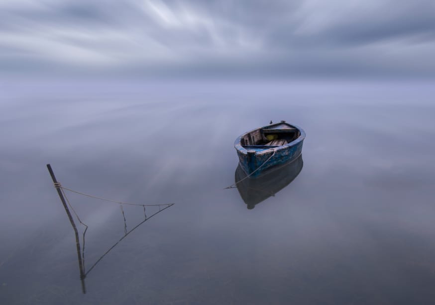 Quadro The Blue Boat by Joaquin Guerola - Obrah | Quadros e Posters para Transformar a Parede
